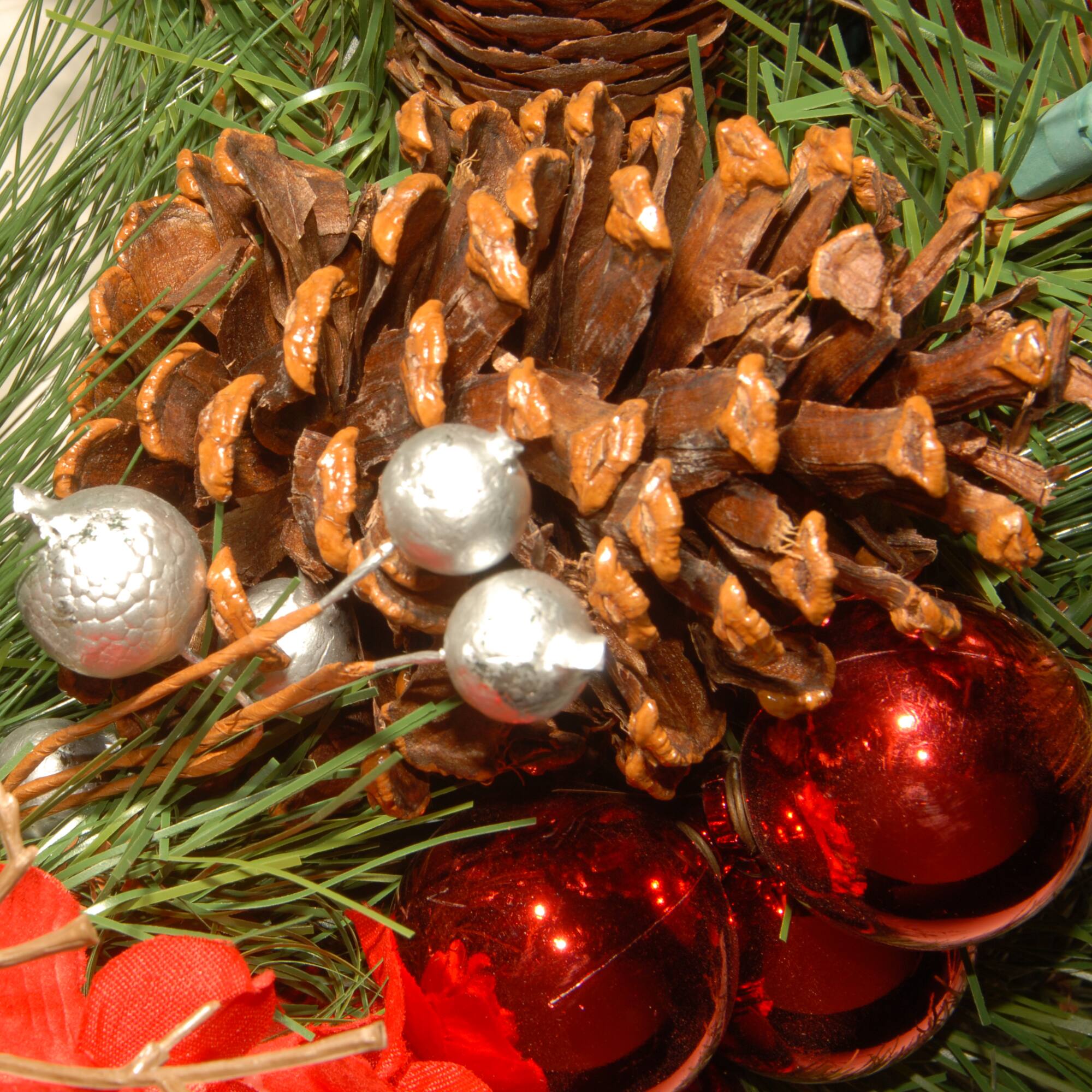 24" Decorative Collection Hydrangea Wreath with Cones, Red Berries & 50ct. Soft White Battery Operated LED Lights with Timer